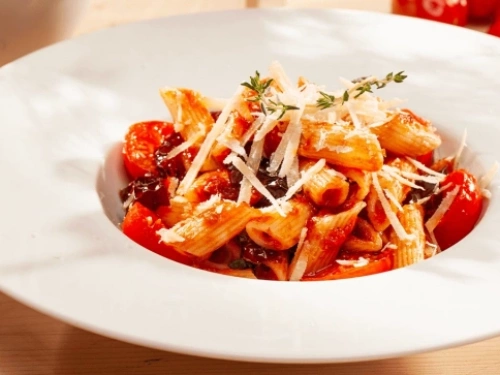 Penne with Arrabbiata sauce and Scamorza